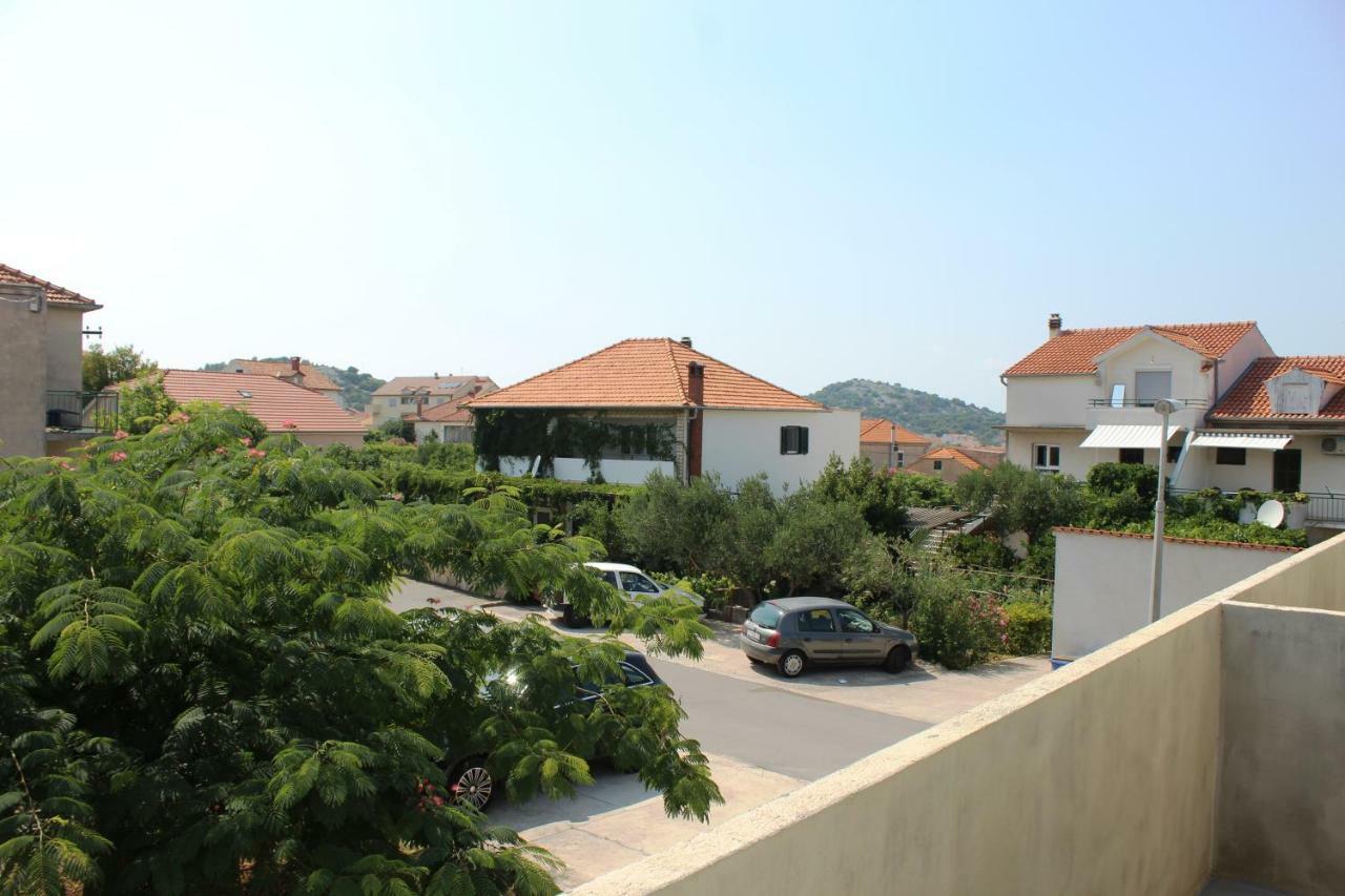 Apartments Markov Murter Exterior foto